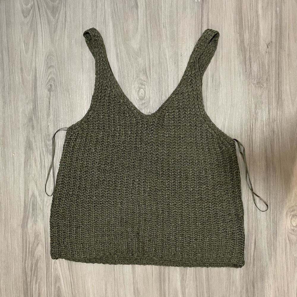 Francesca's Moon & Madison Green Knit Tank, size M NWT